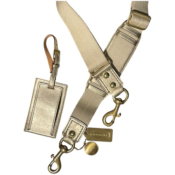 Coach Khaki Monogram Pet Carrier - Gold Leather Accents - Excellent Condition - Picture 14 of 15